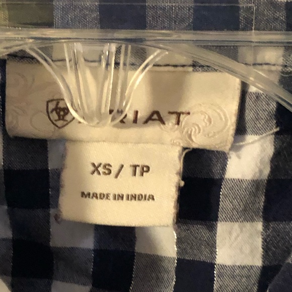 Ariat western style dark blue white checkered fitted long sleeve button fron top - Picture 6 of 16